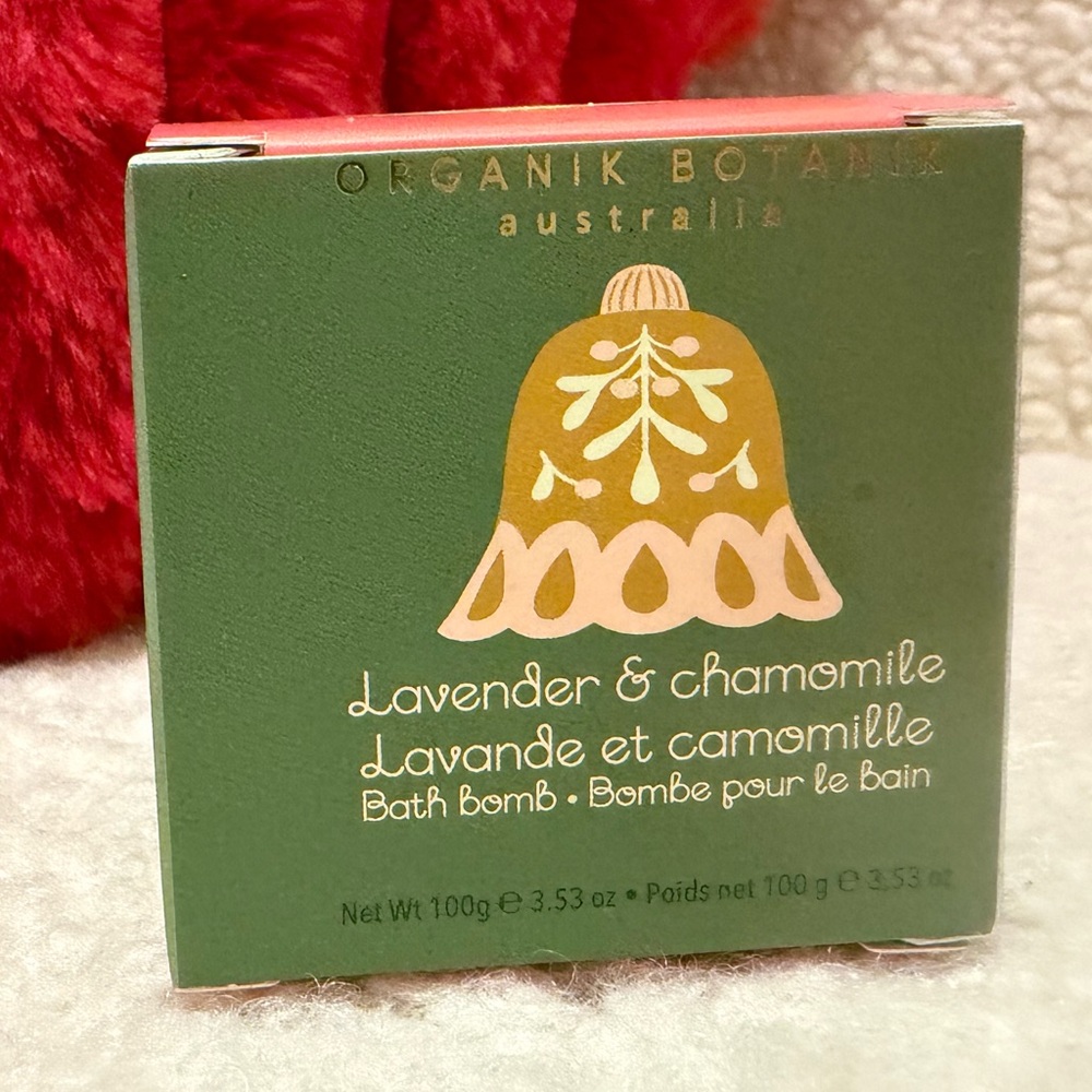 Lavender & Chamomile Bath Bomb - Green